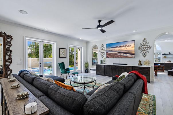 Interior, Living room, Recessed Lighting, Wood Texture Flooring