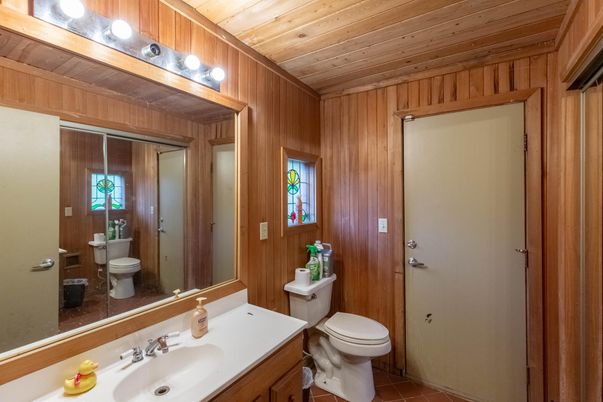 Bathroom, Interior, Wooden Ceilings, Wooden Walls