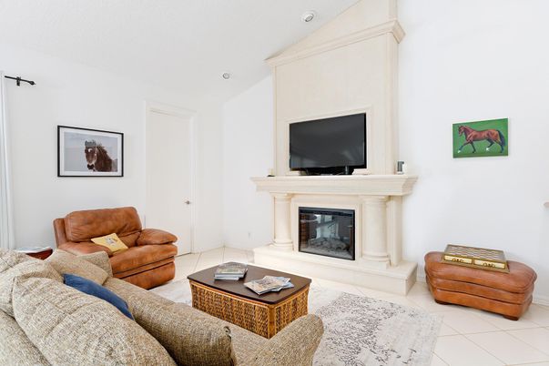 Fireplace, Interior, Living room