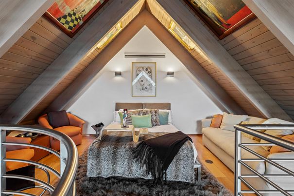 Bedroom, Interior, Wooden Beams, Wooden Ceilings