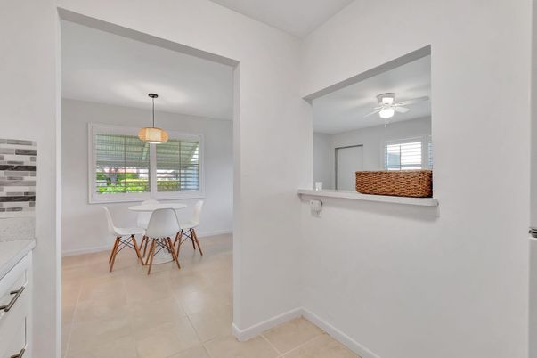 Dining room, Interior, Pendant Lights