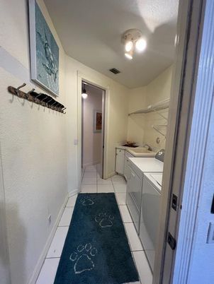 Bathroom, Dual Sink Vanities, Interior, Washer