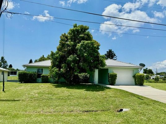 Backyard, Detached Garage, Exterior