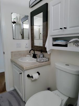 Bathroom, Dual Sink Vanities, Interior