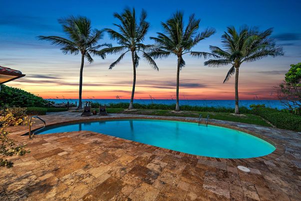 Exterior, Lake, Pool, Water