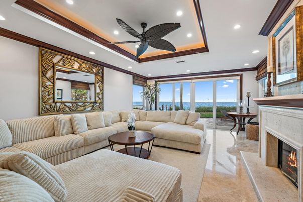 Fireplace, Interior, Living room, Recessed Lighting, Water
