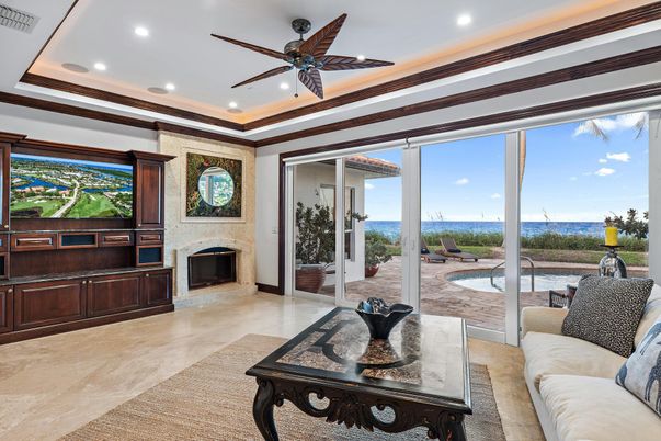 Fireplace, Interior, Living room, Recessed Lighting, Water