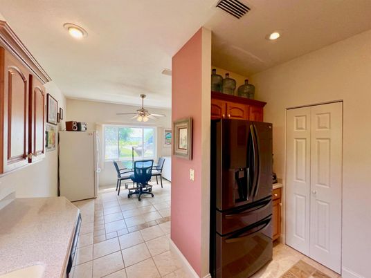 Dining room, Interior, Kitchen, Recessed Lighting