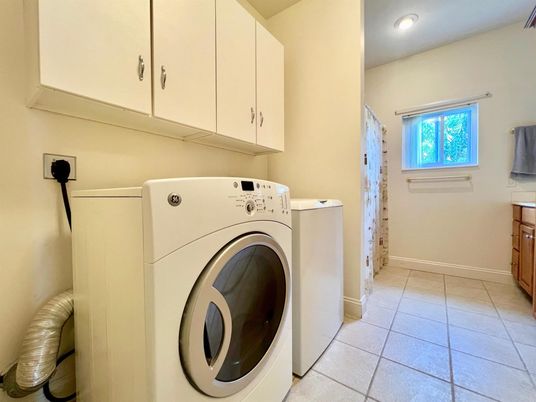 Interior, Recessed Lighting, Washer