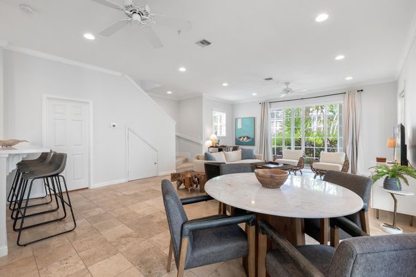 Dining room, Interior, Living room, Recessed Lighting