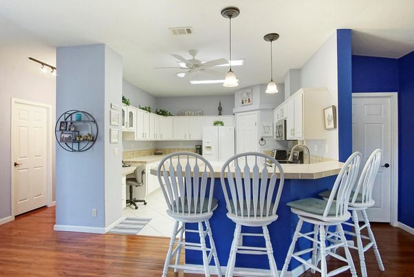 Interior, Kitchen, Pendant Lights, Wood Texture Flooring
