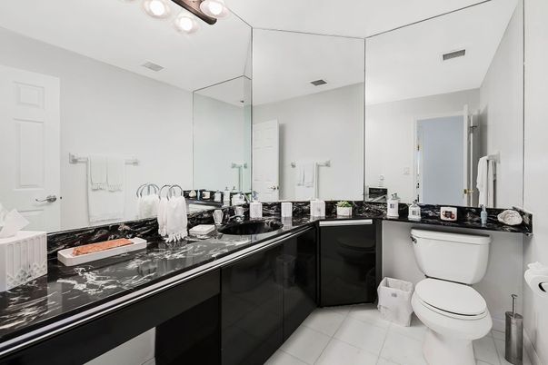 Bathroom, Dual Sink Vanities, Interior