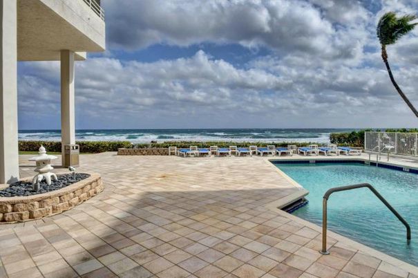 Exterior, Pool, Water
