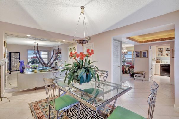 Chandelier, Dining room, Interior, Pendant Lights, Recessed Lighting
