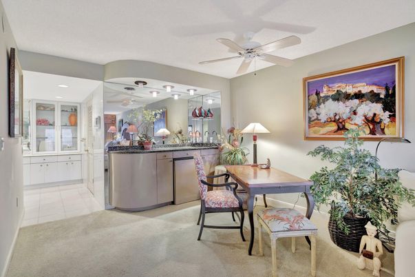 Dining room, Interior, Kitchen, Recessed Lighting