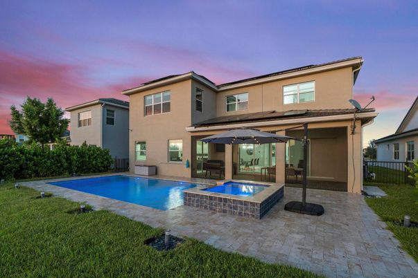 Backyard, Exterior, Pool