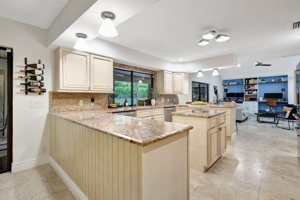 Dining room, Interior, Kitchen, Living room, Recessed Lighting