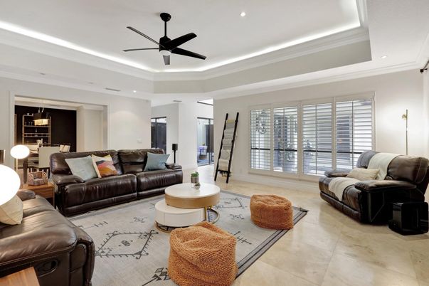 Interior, Living room, Pendant Lights, Recessed Lighting