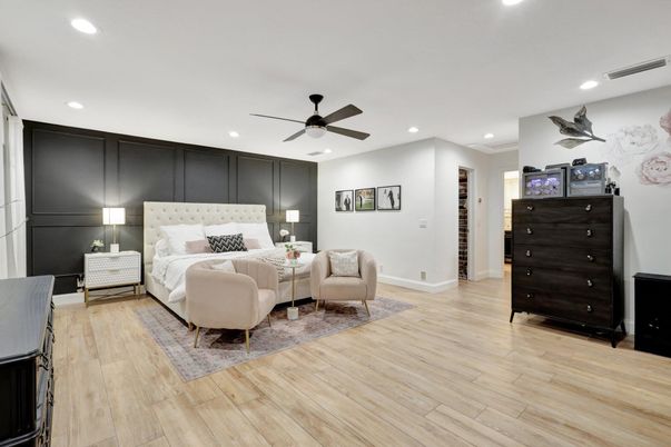 Bedroom, Interior, Recessed Lighting, Wood Texture Flooring