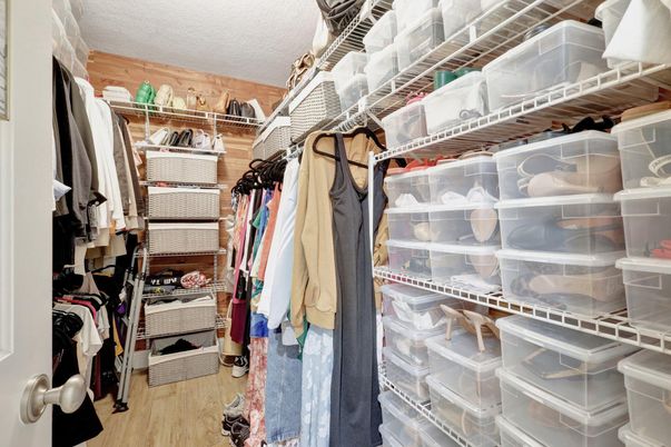 Interior, Walk-in Closets, Wood Texture Flooring
