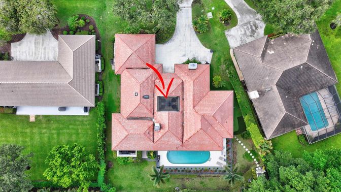 Exterior, Drone