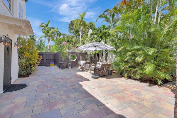 Backyard, Exterior, Playground