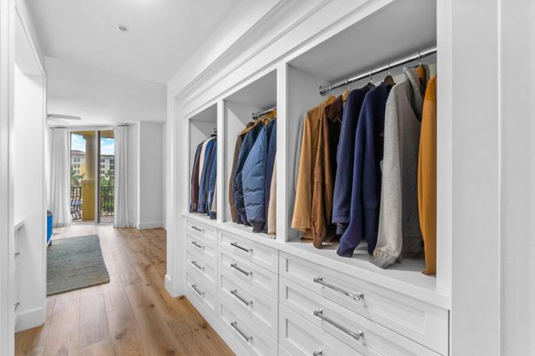 Interior, Walk-in Closets, Wood Texture Flooring