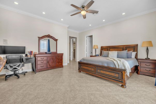 Bedroom, Home Office, Interior, Recessed Lighting