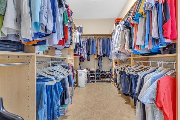 Interior, Walk-in Closets