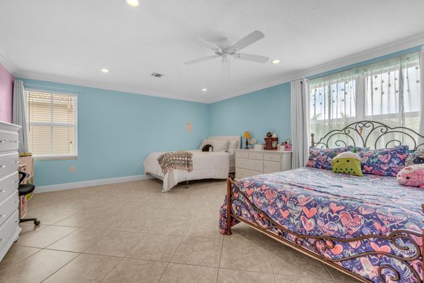 Bedroom, Interior, Recessed Lighting