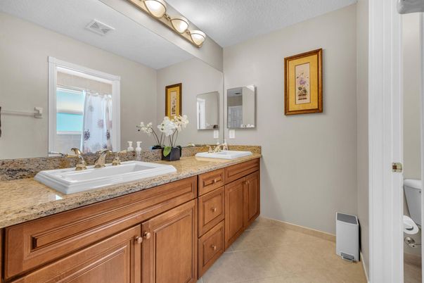 Bathroom, Dual Sink Vanities, Interior
