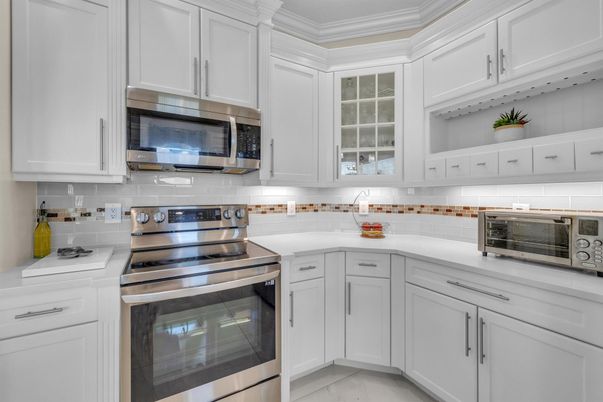 Interior, Kitchen, Stainless Steel Appliances