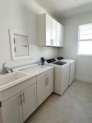 Interior, Washer