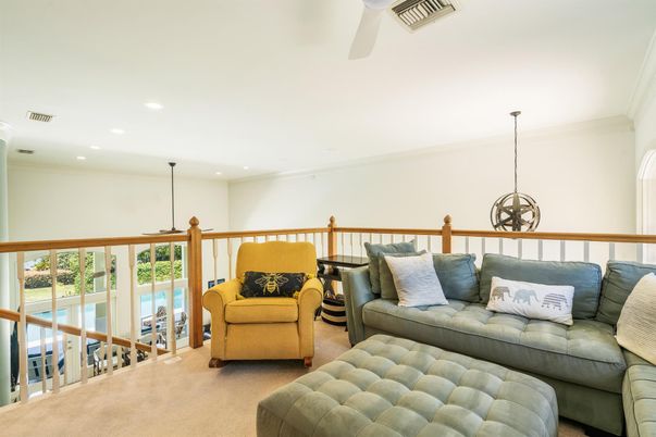 Interior, Living room, Pendant Lights, Recessed Lighting