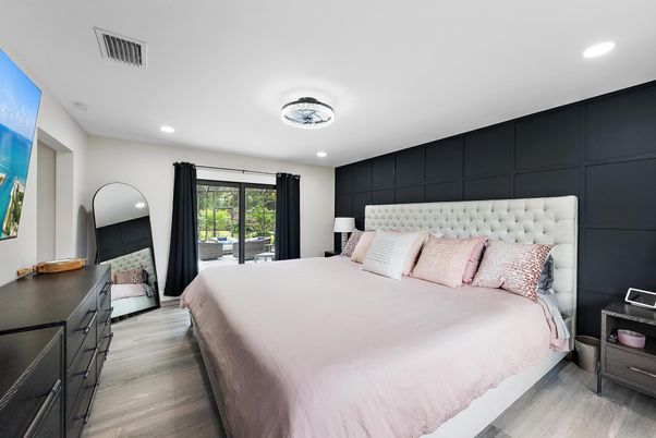 Bedroom, Interior, Recessed Lighting, Wood Texture Flooring