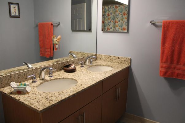 Bathroom, Dual Sink Vanities, Interior