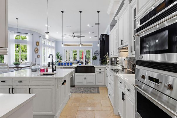 Interior, Kitchen, Pendant Lights, Recessed Lighting, Stainless Steel Appliances
