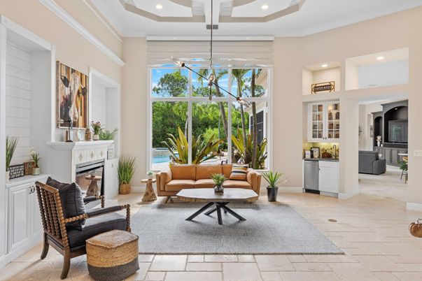 Fireplace, Interior, Living room, Pendant Lights, Recessed Lighting