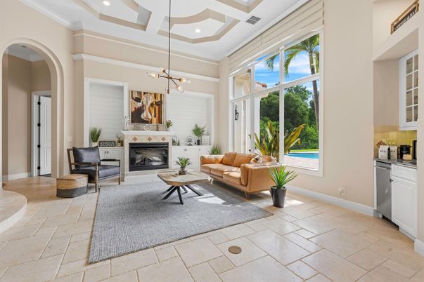 Fireplace, Interior, Living room, Pendant Lights, Recessed Lighting
