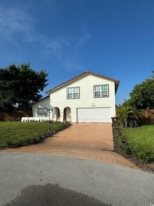 Attached, Backyard, Exterior, Facade, Spanish Mediterranean