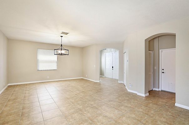 Empty room, Interior, Pendant Lights