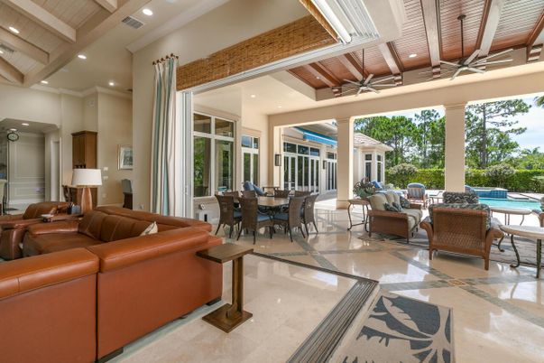 Dining room, Interior, Living room, Recessed Lighting