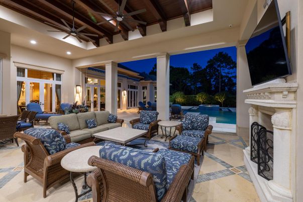 Exterior, Fireplace, Pool