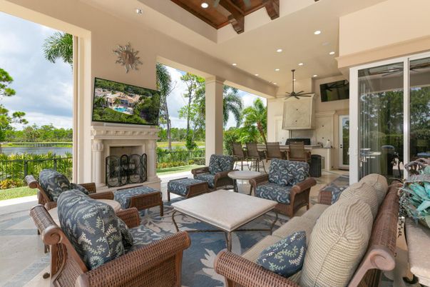 Fireplace, Interior, Living room, Recessed Lighting