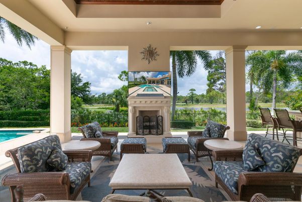 Exterior, Fireplace, Pool