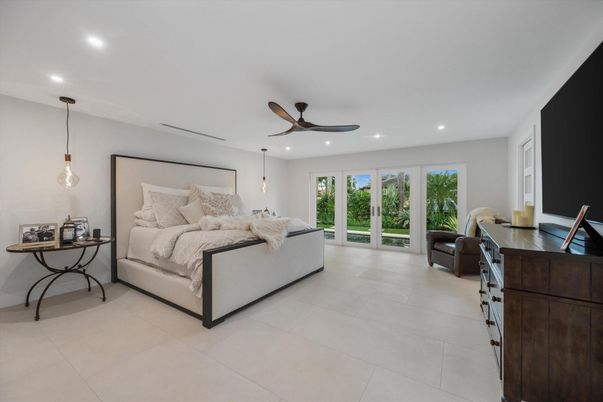 Bedroom, Interior, Pendant Lights, Recessed Lighting