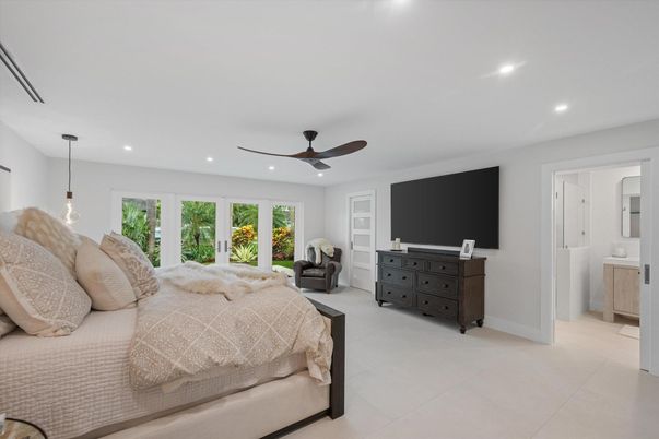 Bedroom, Interior, Pendant Lights, Recessed Lighting