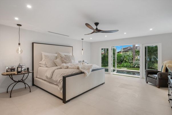 Bedroom, Interior, Pendant Lights, Recessed Lighting