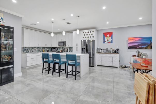 Interior, Kitchen, Pendant Lights, Recessed Lighting, Stainless Steel Appliances