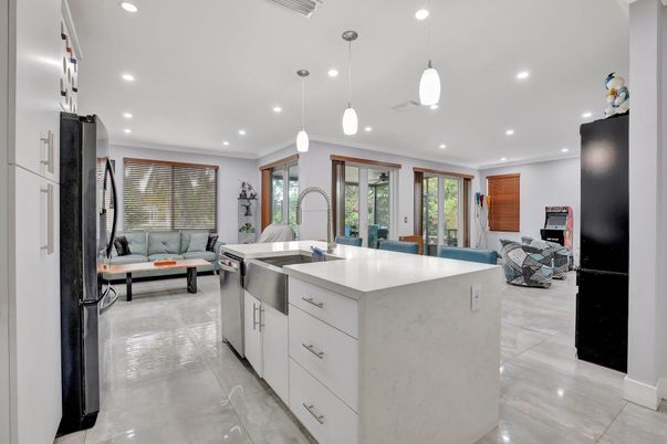 Interior, Kitchen, Living room, Pendant Lights, Recessed Lighting